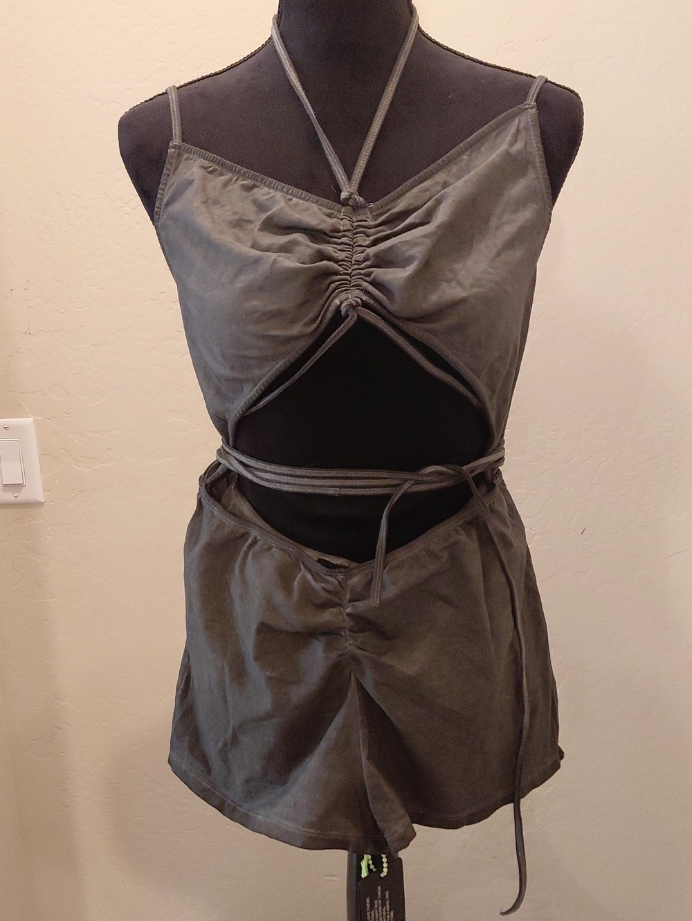 Dollskill Darker Wavs XXL Charcoal Gray Cutout Tie-Front Romper LOTS OF STRETCH